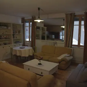Le Square Apartment
